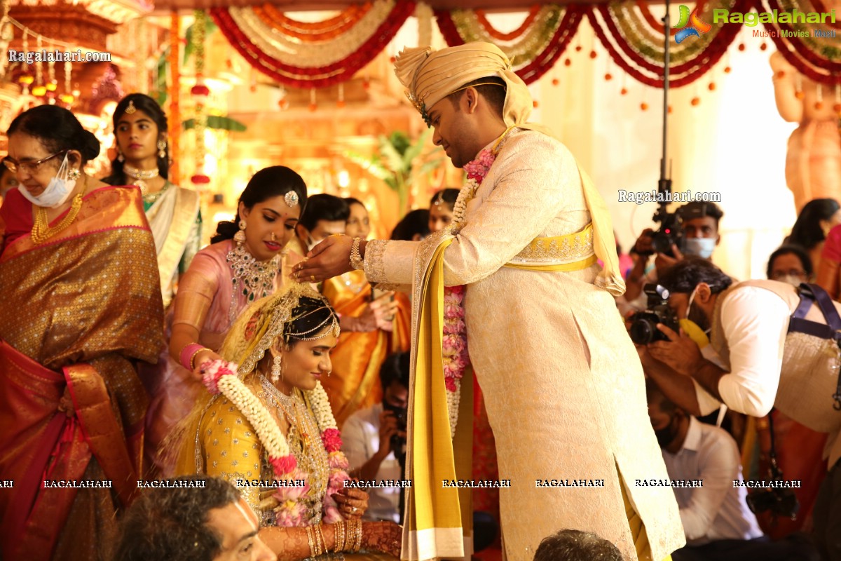 Sri Kondala Sudhakar Reddy's Son Nipun's Wedding With Telangana Whip Sri T Bhanu Prasad Rao Daughter Shriya