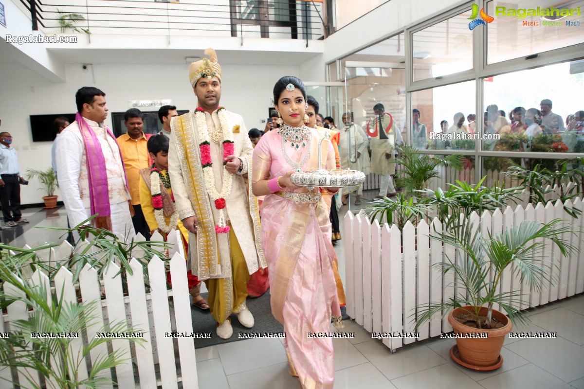 Sri Kondala Sudhakar Reddy's Son Nipun's Wedding With Telangana Whip Sri T Bhanu Prasad Rao Daughter Shriya