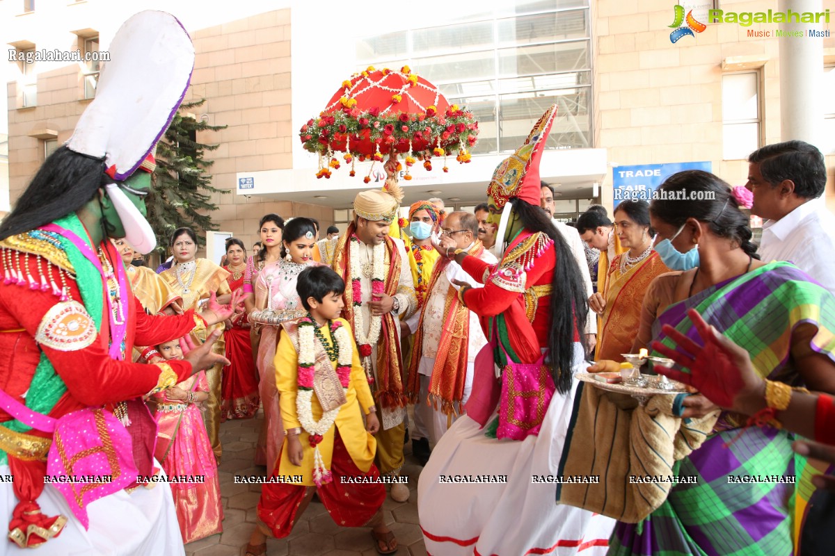 Sri Kondala Sudhakar Reddy's Son Nipun's Wedding With Telangana Whip Sri T Bhanu Prasad Rao Daughter Shriya