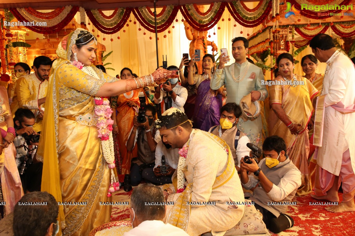 Sri Kondala Sudhakar Reddy's Son Nipun's Wedding With Telangana Whip Sri T Bhanu Prasad Rao Daughter Shriya