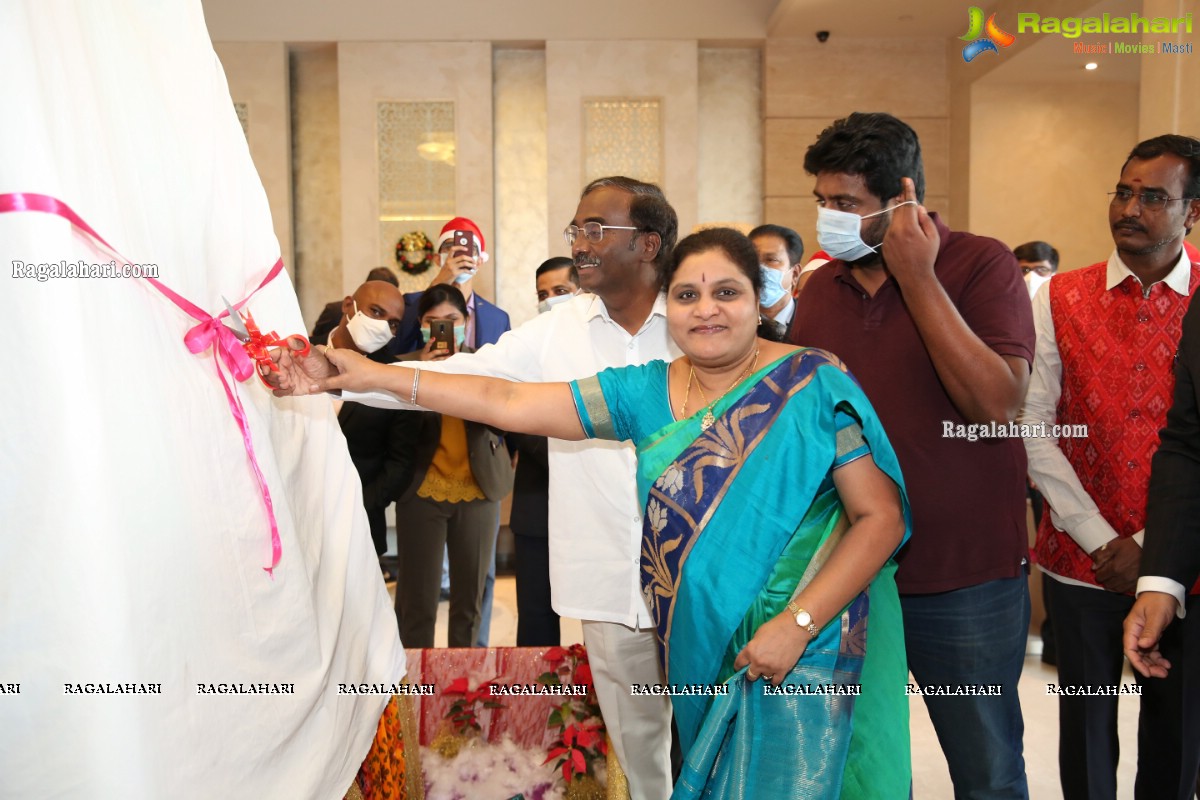 Radisson Pochampalli Christmas Tree - Lighting the Lamp