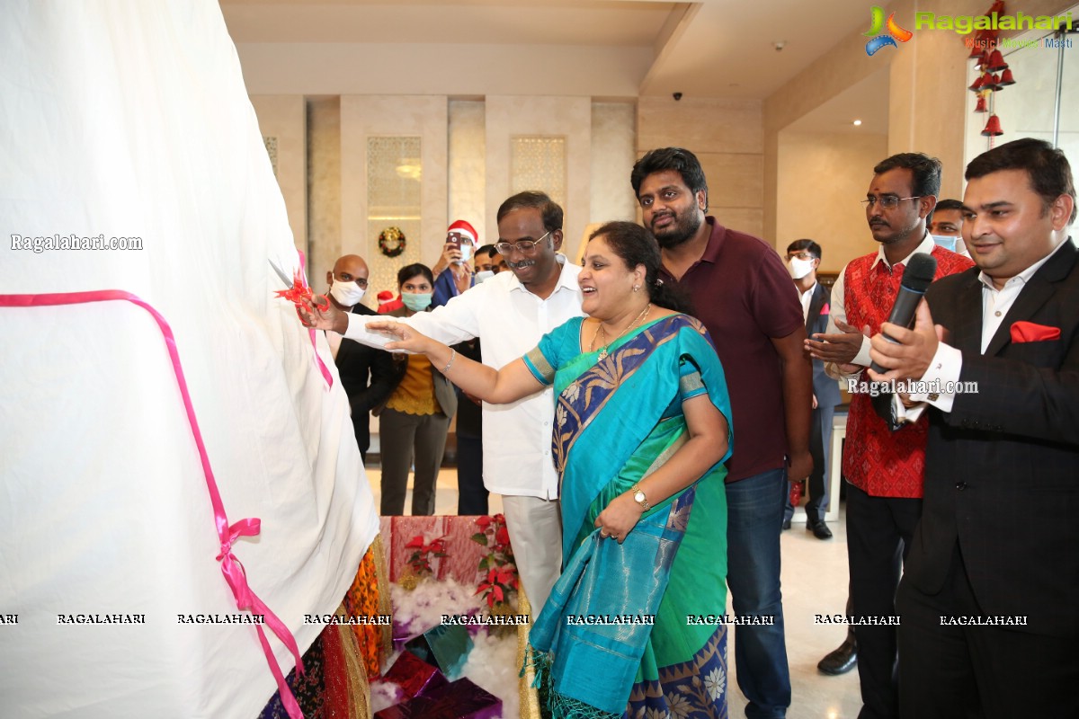 Radisson Pochampalli Christmas Tree - Lighting the Lamp