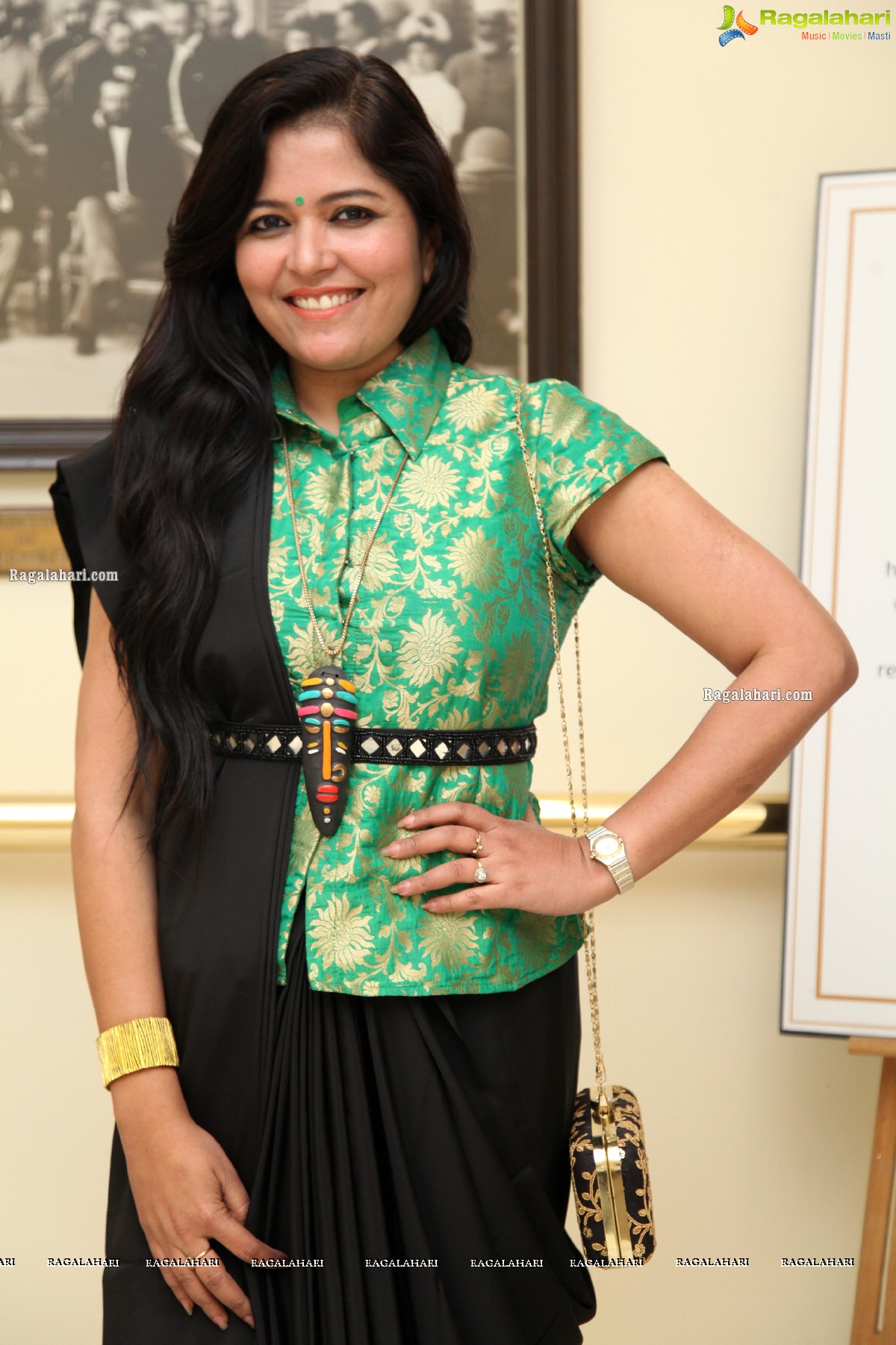 Versace Art Sale & Fashion Show at Taj Banjara