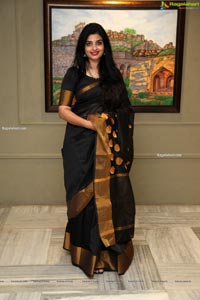 Versace Art Sale & Fashion Show at Taj Banjara