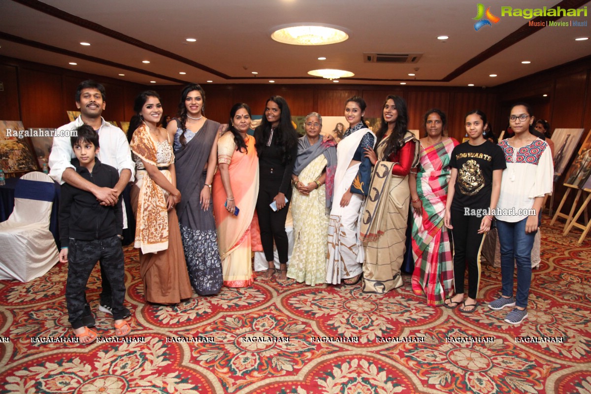 Versace Art Sale & Fashion Show at Taj Banjara