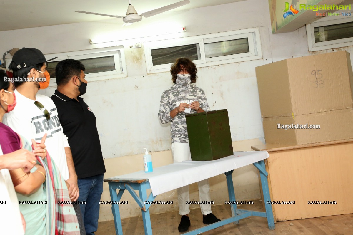 Vijay Deverakonda And Other Tollywood Celebs Cast Vote at FNCC, Hyderabad