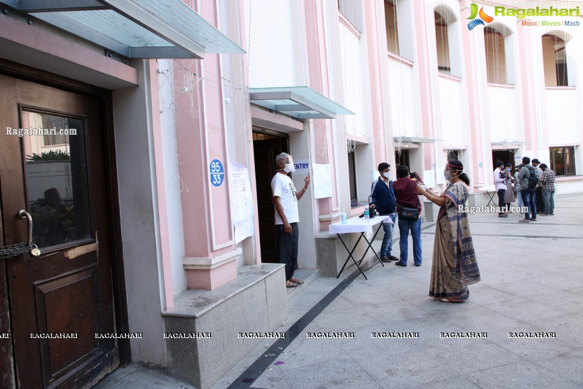 Vijay Deverakonda And Other Tollywood Celebs Cast Vote at FNCC, Hyderabad