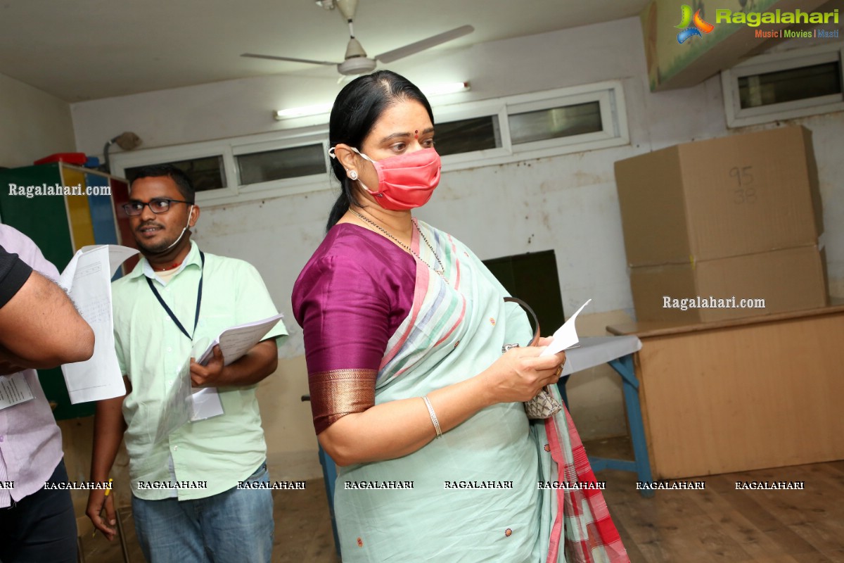 Vijay Deverakonda And Other Tollywood Celebs Cast Vote at FNCC, Hyderabad