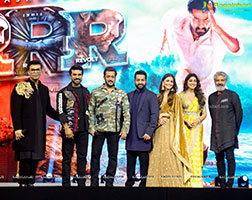 Roar of RRR in Mumbai