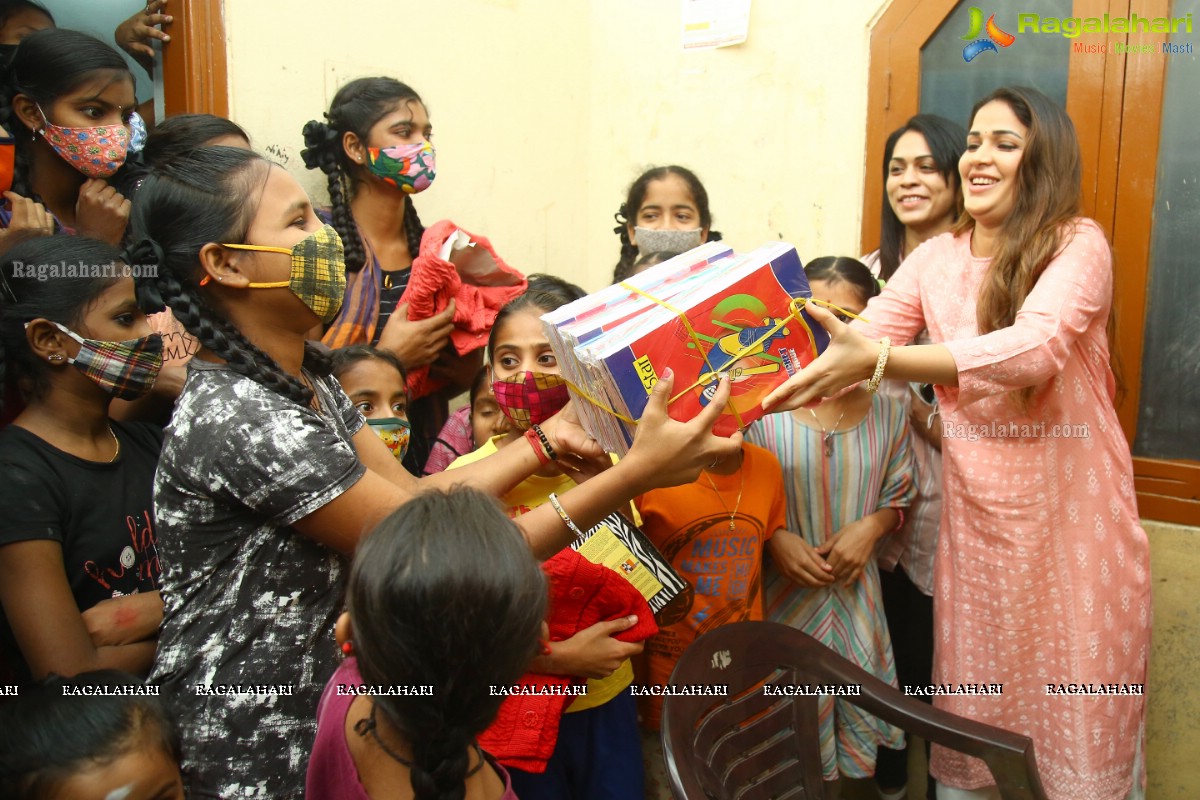 Lavanya Tripathi Celebrates her Birthday with Orphans at Government Ladies Hostel Balkampet, Hyderabad