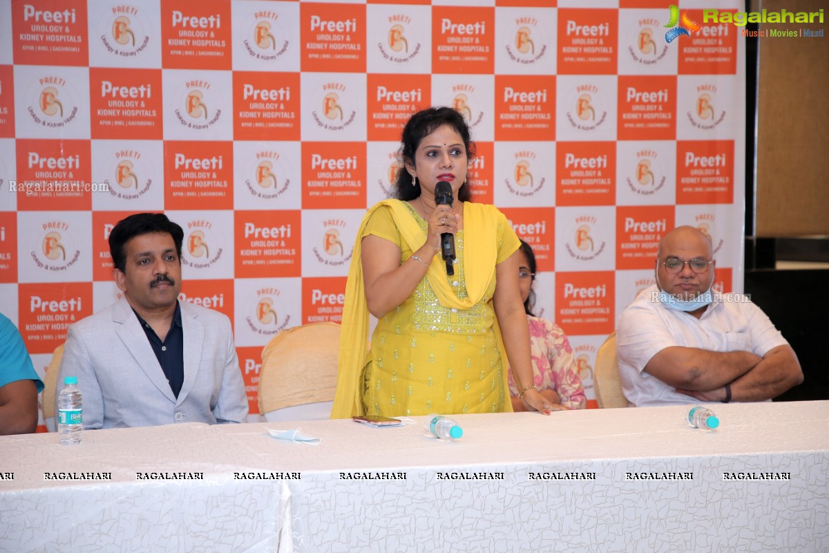 Preeti Urology & Kidney Hospital Doctors Press Meet