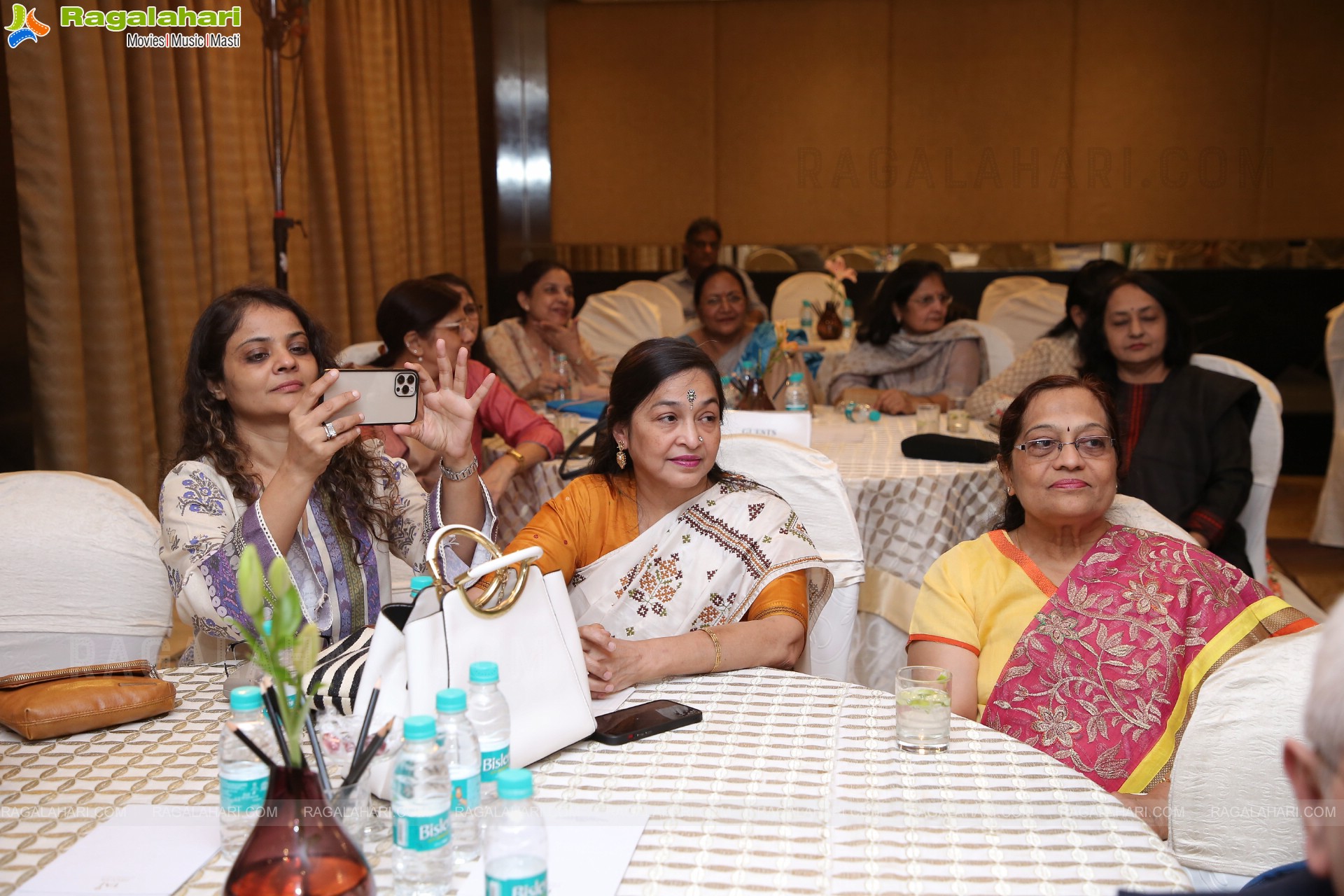 Sanskruti Presents Tasveer Ki Aawas at Taj Deccan