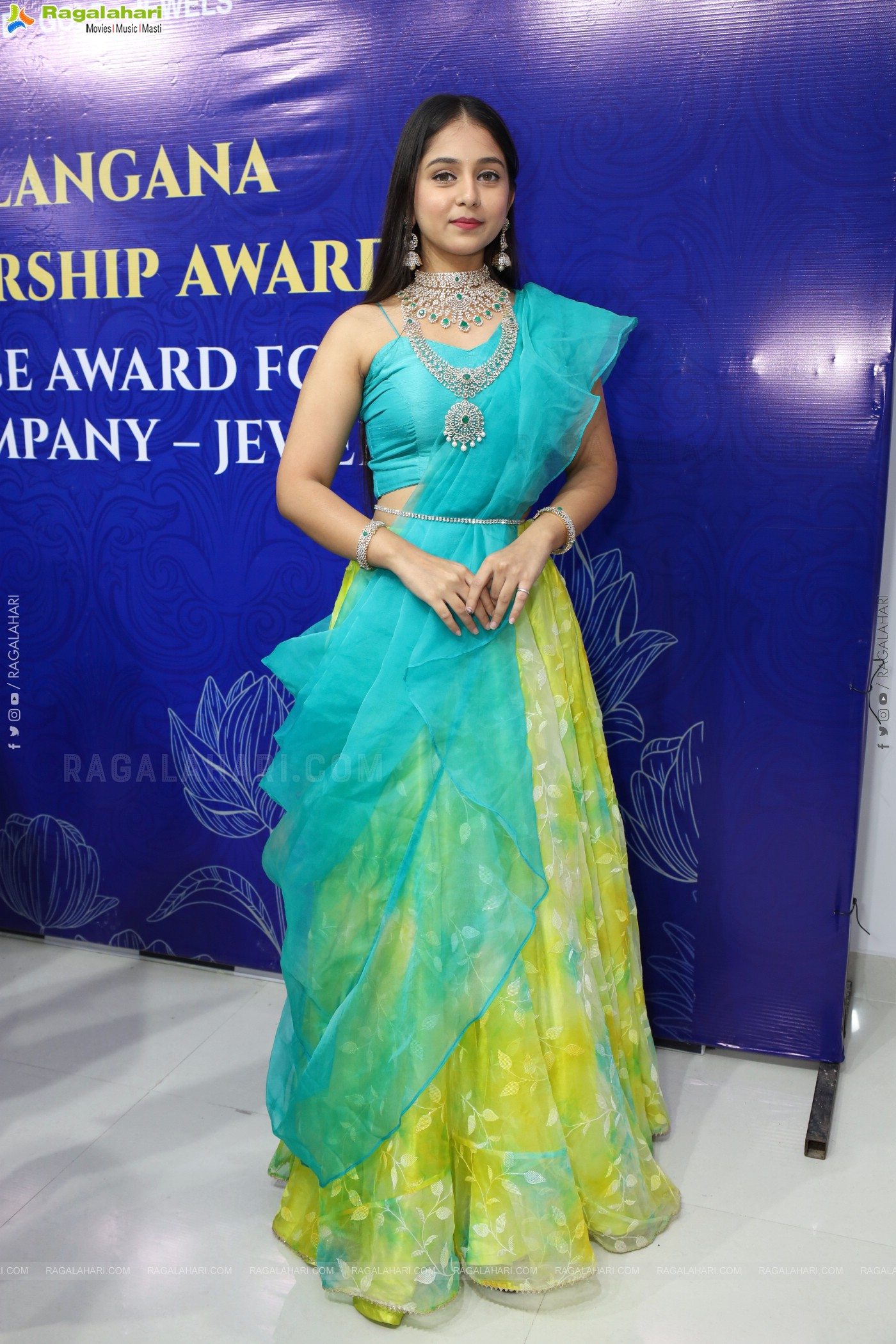 Krishna Pearls & Jewellers Awarded Telengana Leadership Award