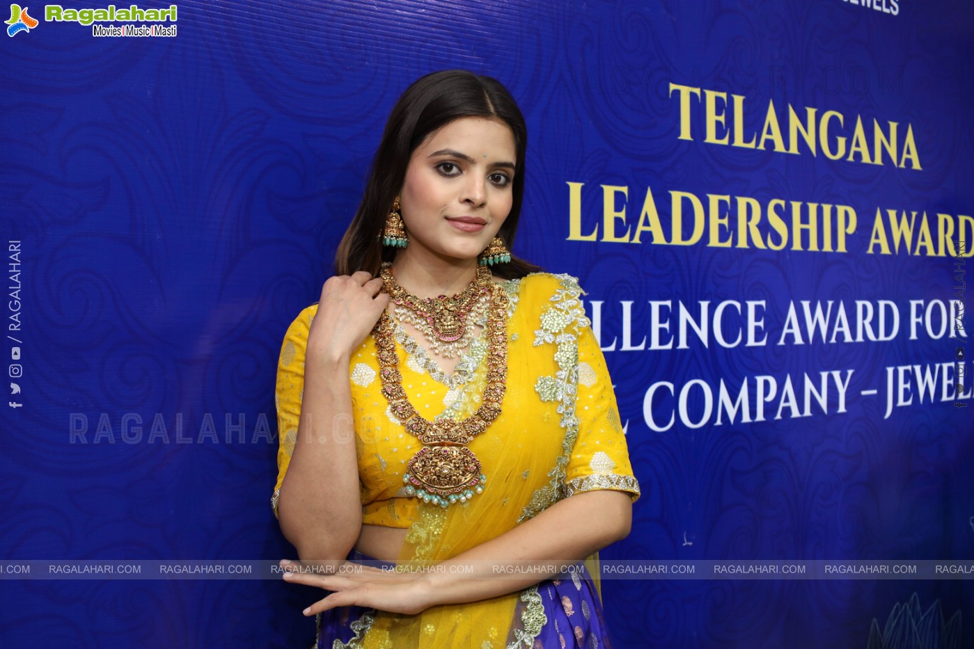 Krishna Pearls & Jewellers Awarded Telengana Leadership Award