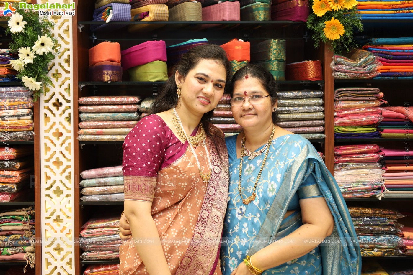 Grand Launch of White House Store from Mangalagiri Chillapalli Handlooms