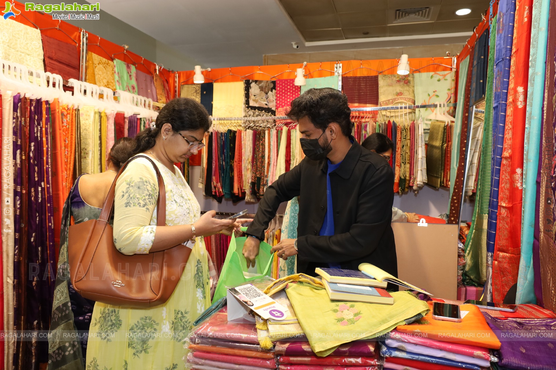 Hi Life Exhibition: December Special - New Year Fashions & Festive Edition Launch