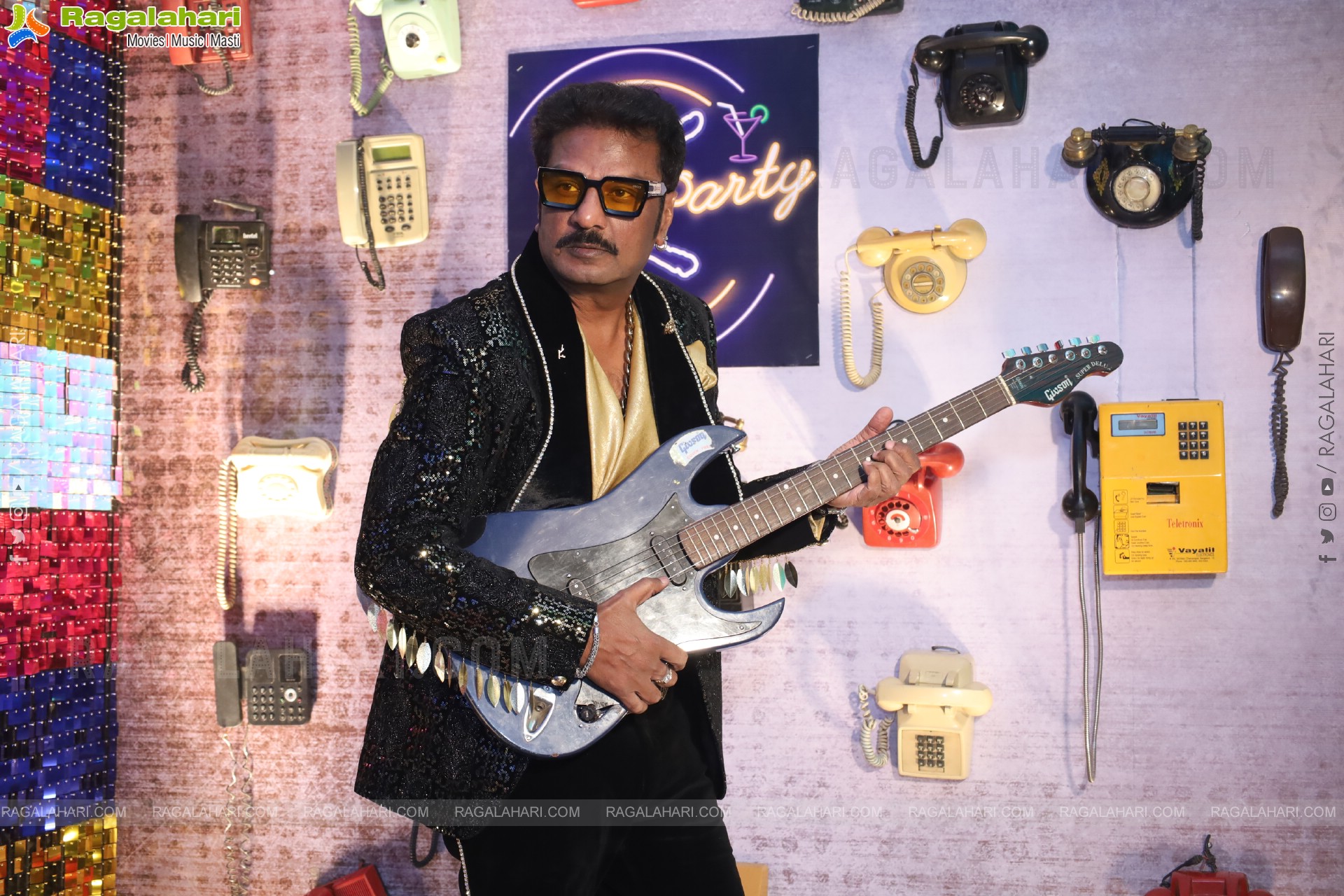 Lion Kiron Hosts a Grand Retro Edition-Themed K Party at Butta Convention