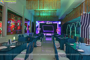 Lion Kiron Hosts a Grand Retro Edition-Themed K Party 