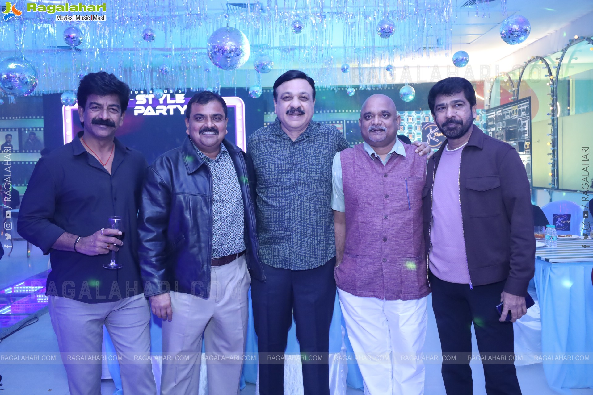 Lion Kiron Hosts a Grand Retro Edition-Themed K Party at Butta Convention