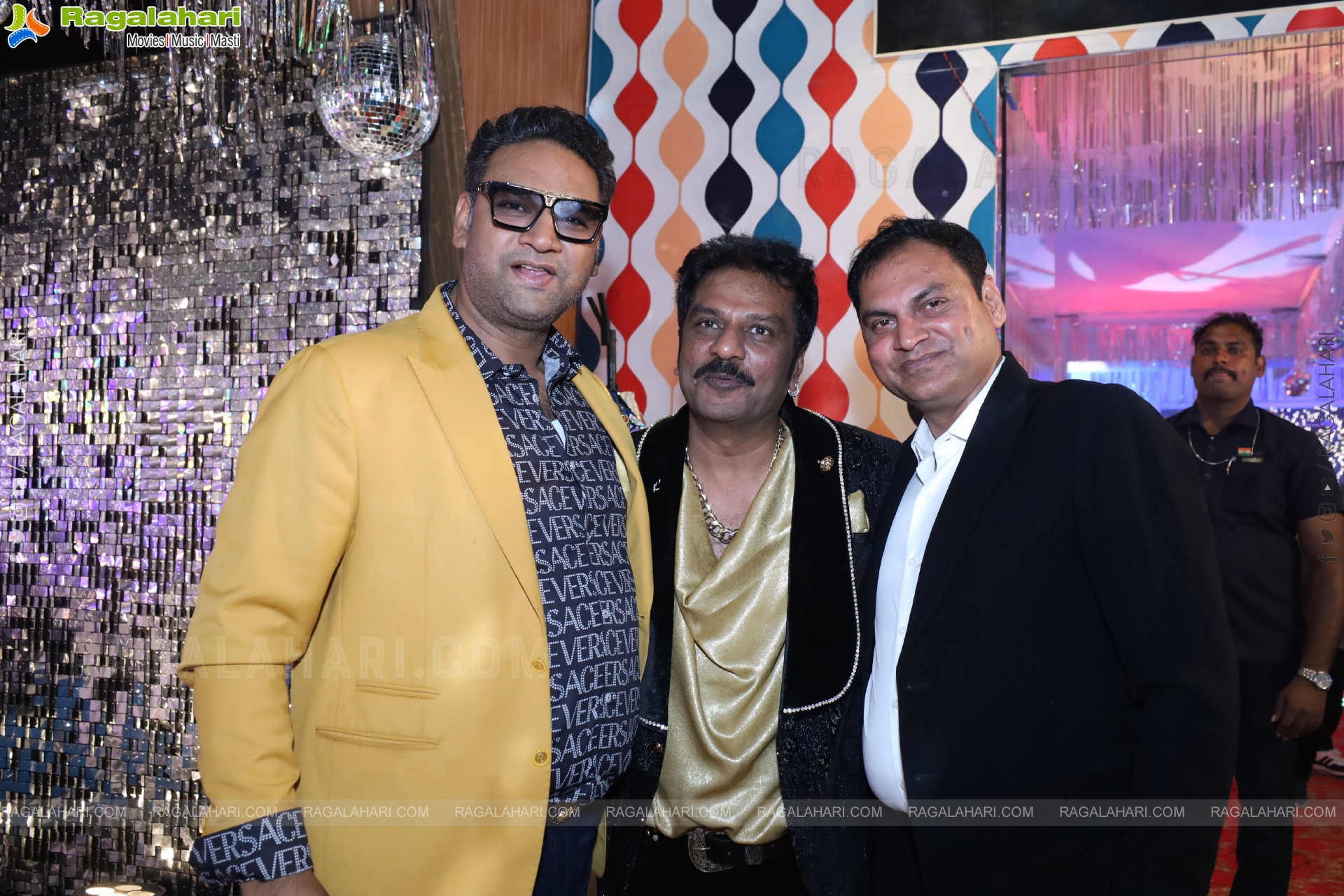 Lion Kiron Hosts a Grand Retro Edition-Themed K Party at Butta Convention