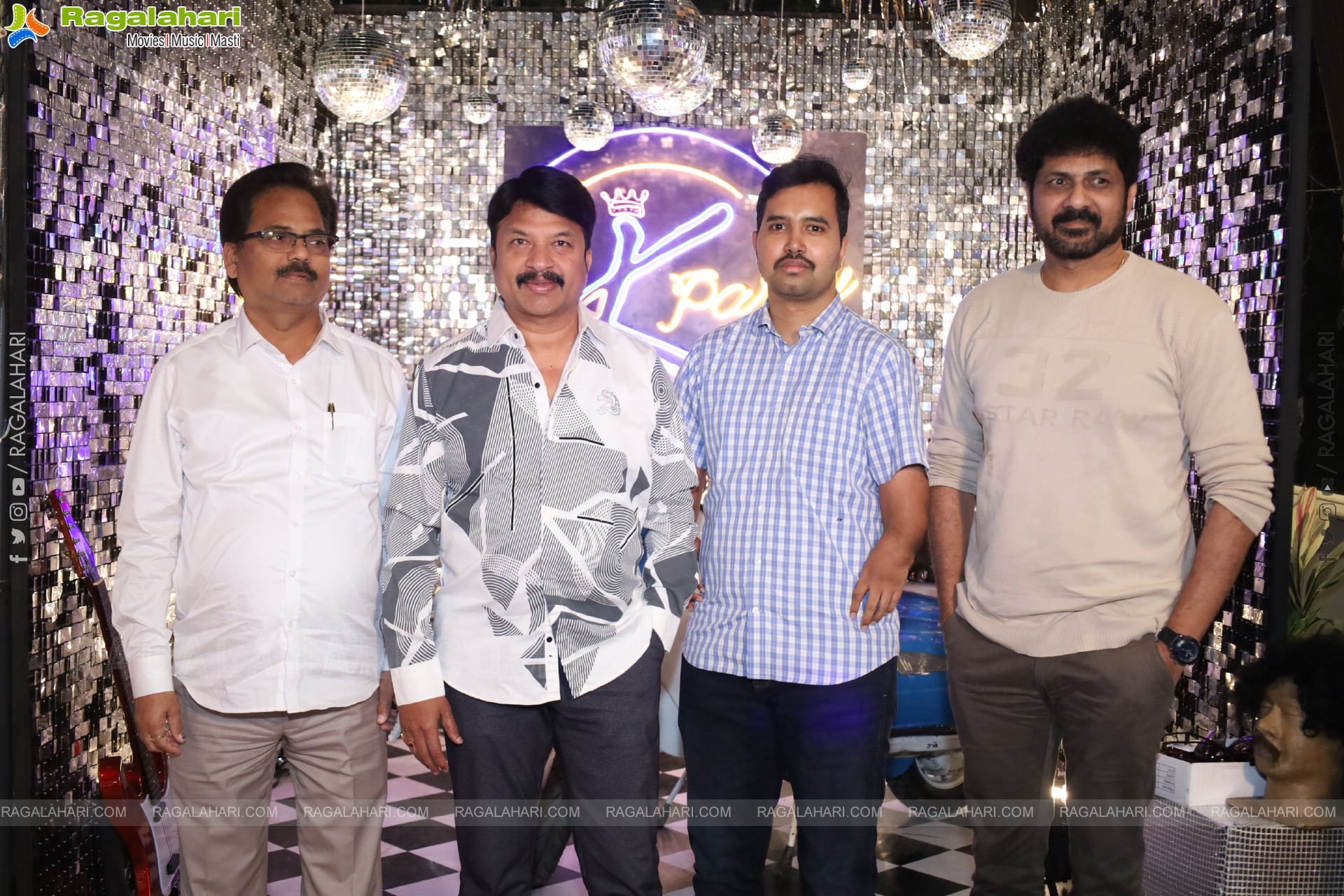 Lion Kiron Hosts a Grand Retro Edition-Themed K Party at Butta Convention