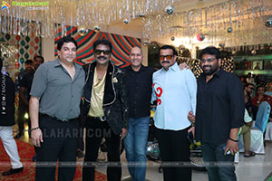 Lion Kiron Hosts a Grand Retro Edition-Themed K Party 