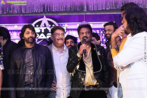 Lion Kiron Hosts a Grand Retro Edition-Themed K Party 