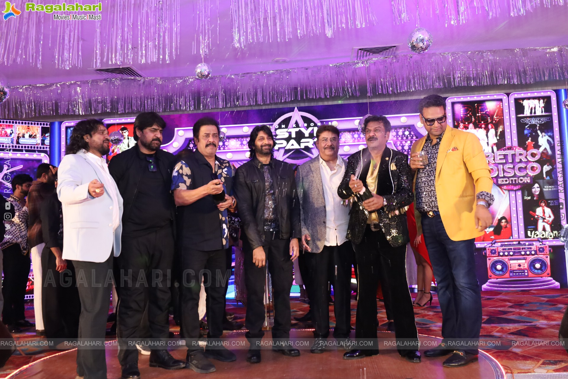 Lion Kiron Hosts a Grand Retro Edition-Themed K Party at Butta Convention