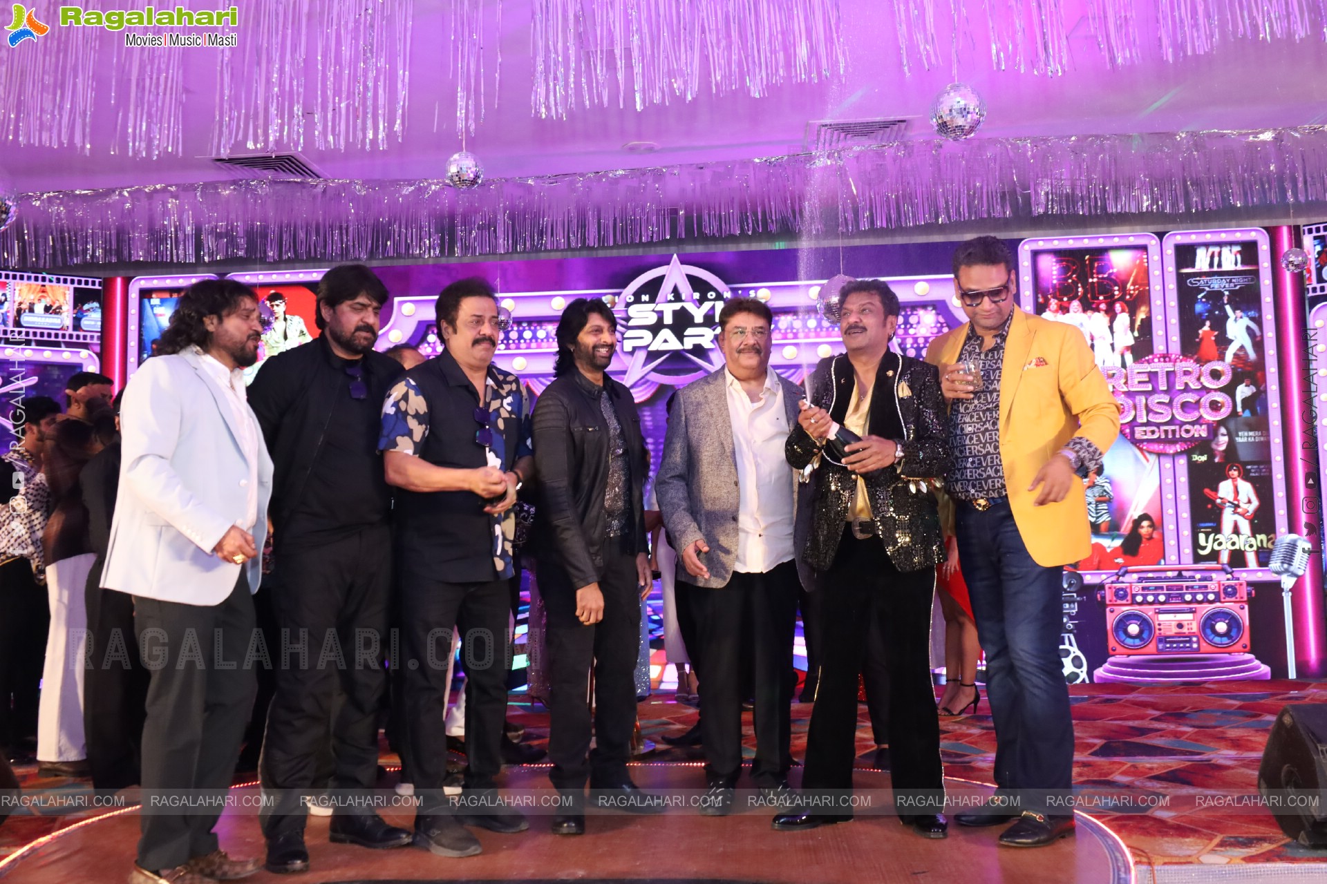 Lion Kiron Hosts a Grand Retro Edition-Themed K Party at Butta Convention