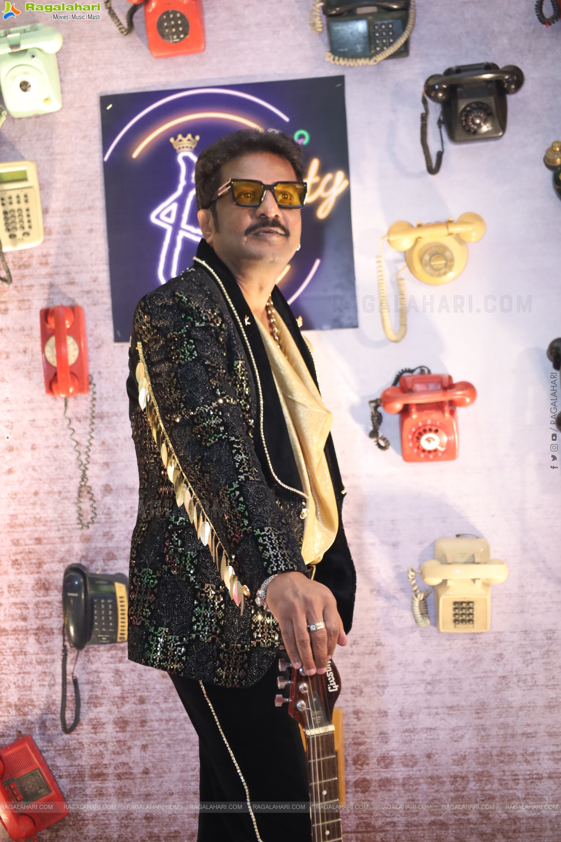 Lion Kiron Hosts a Grand Retro Edition-Themed K Party at Butta Convention