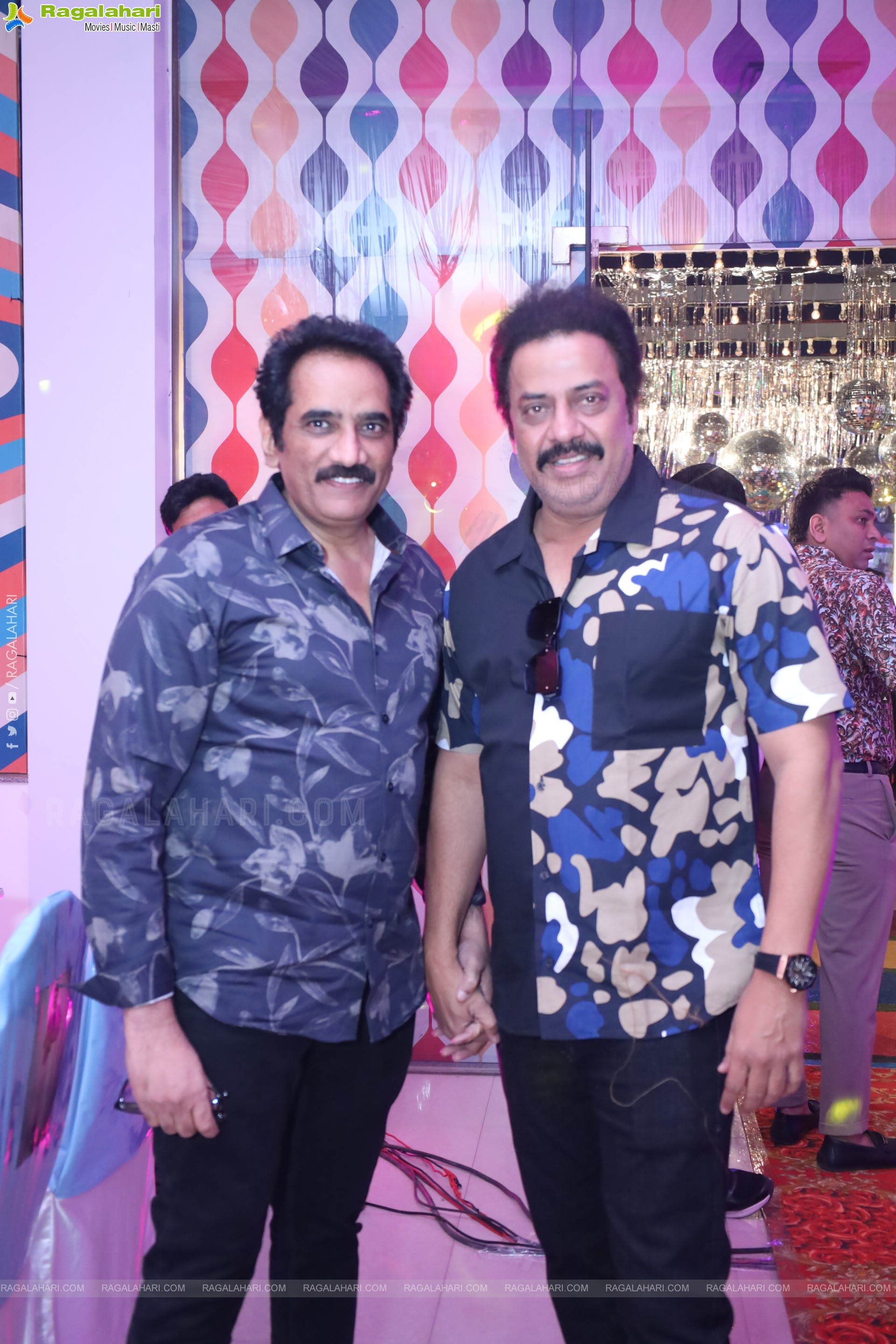 Lion Kiron Hosts a Grand Retro Edition-Themed K Party at Butta Convention