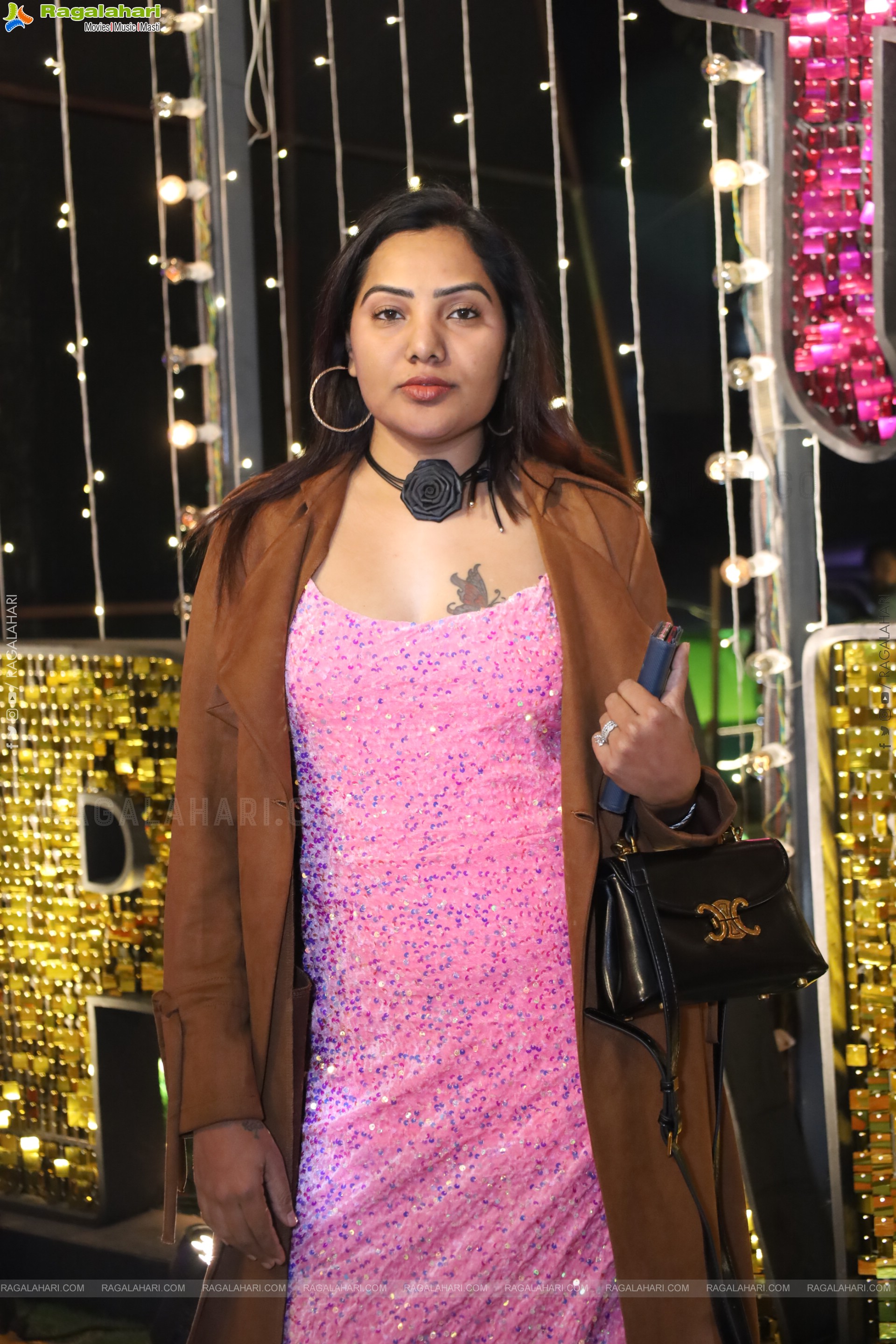 Lion Kiron Hosts a Grand Retro Edition-Themed K Party at Butta Convention