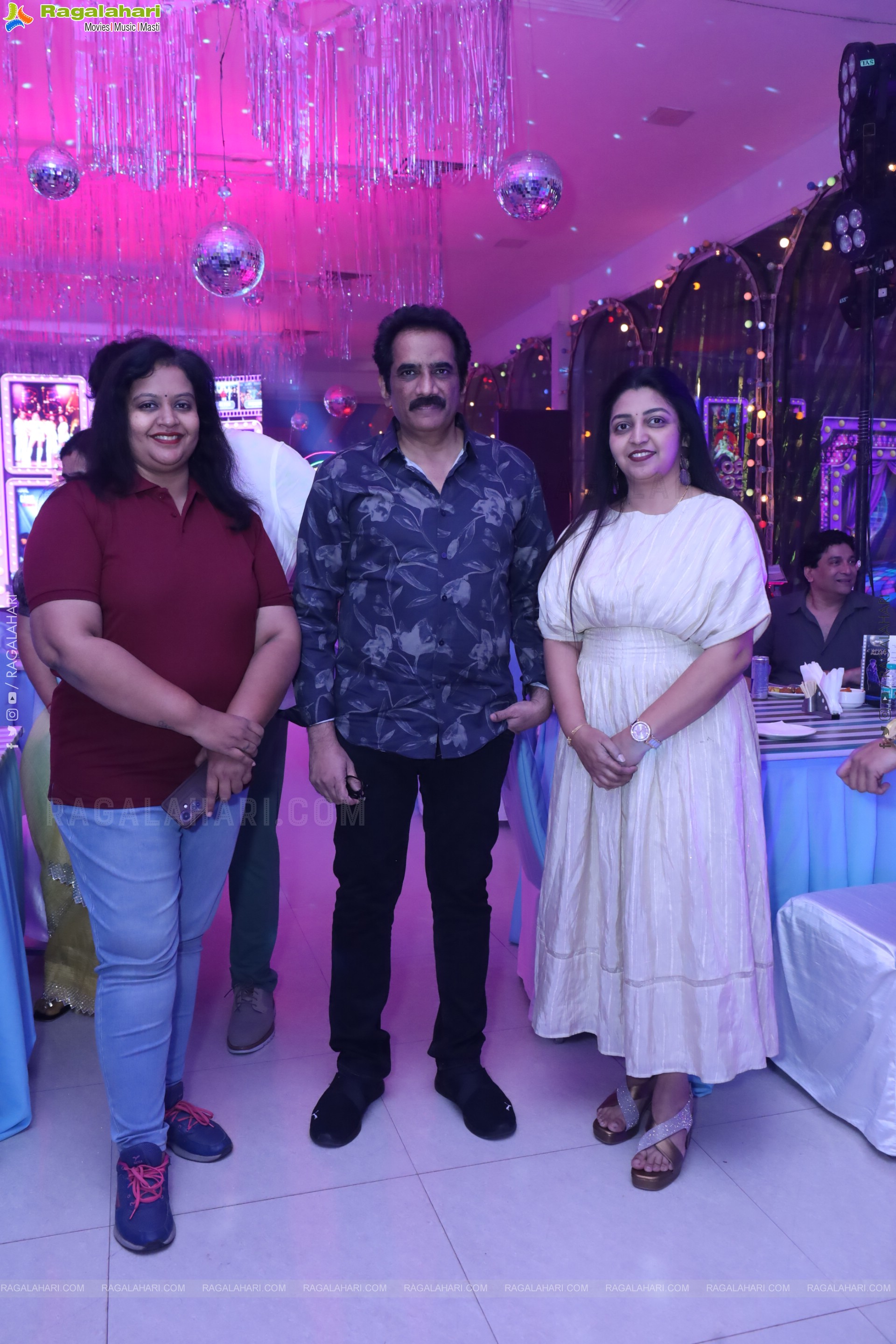 Lion Kiron Hosts a Grand Retro Edition-Themed K Party at Butta Convention