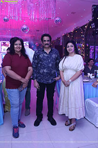 Lion Kiron Hosts a Grand Retro Edition-Themed K Party 