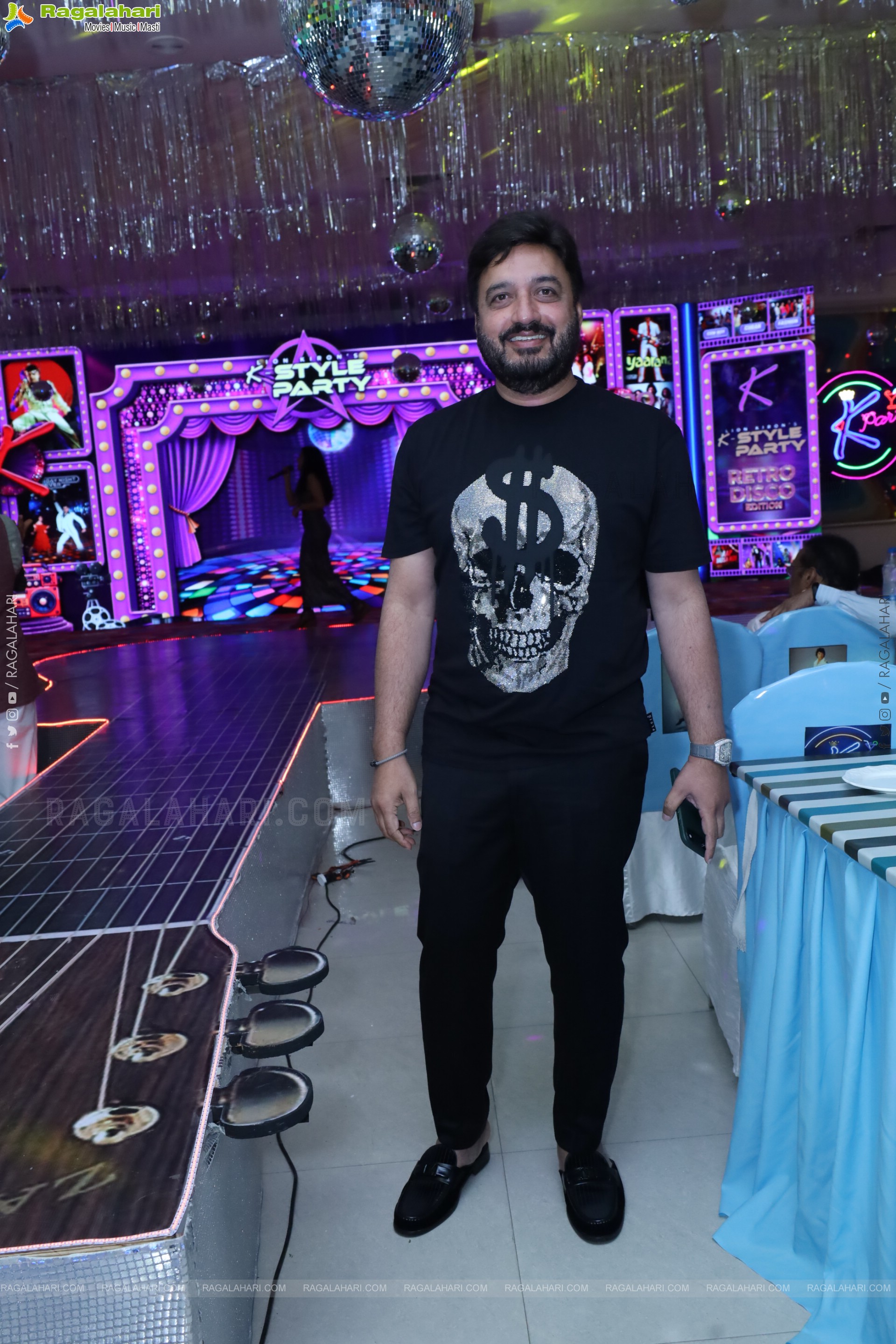 Lion Kiron Hosts a Grand Retro Edition-Themed K Party at Butta Convention
