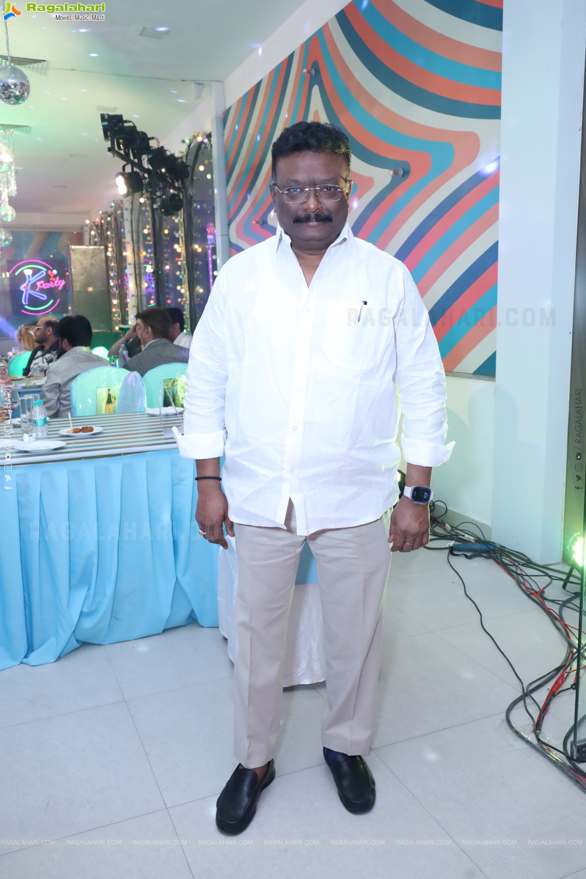 Lion Kiron Hosts a Grand Retro Edition-Themed K Party at Butta Convention