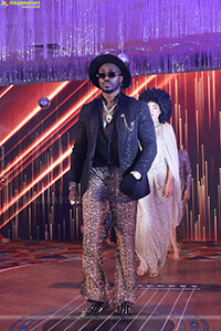 Lion Kiron Hosts a Grand Retro Edition-Themed K Party 