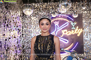 Lion Kiron Hosts a Grand Retro Edition-Themed K Party 