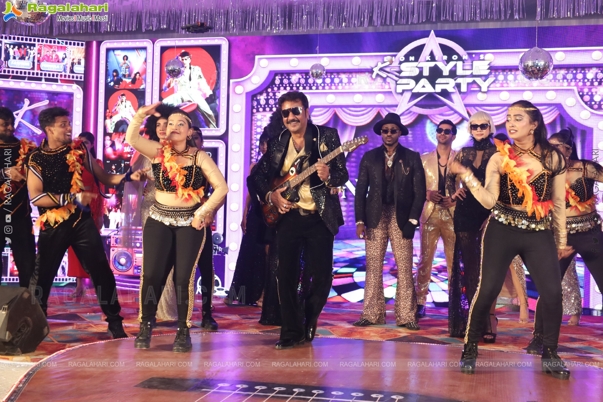 Lion Kiron Hosts a Grand Retro Edition-Themed K Party at Butta Convention