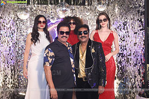 Lion Kiron Hosts a Grand Retro Edition-Themed K Party 