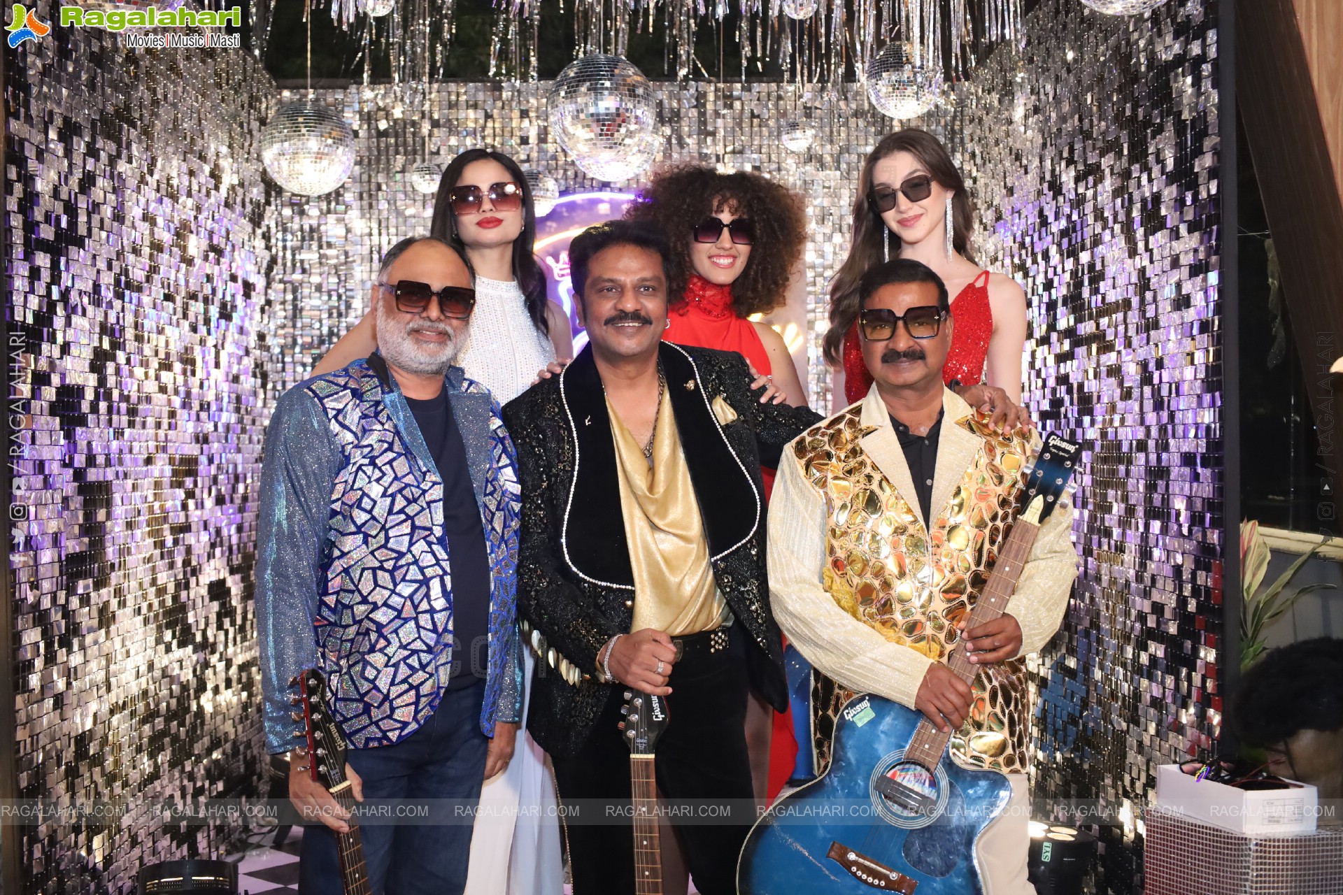 Lion Kiron Hosts a Grand Retro Edition-Themed K Party at Butta Convention