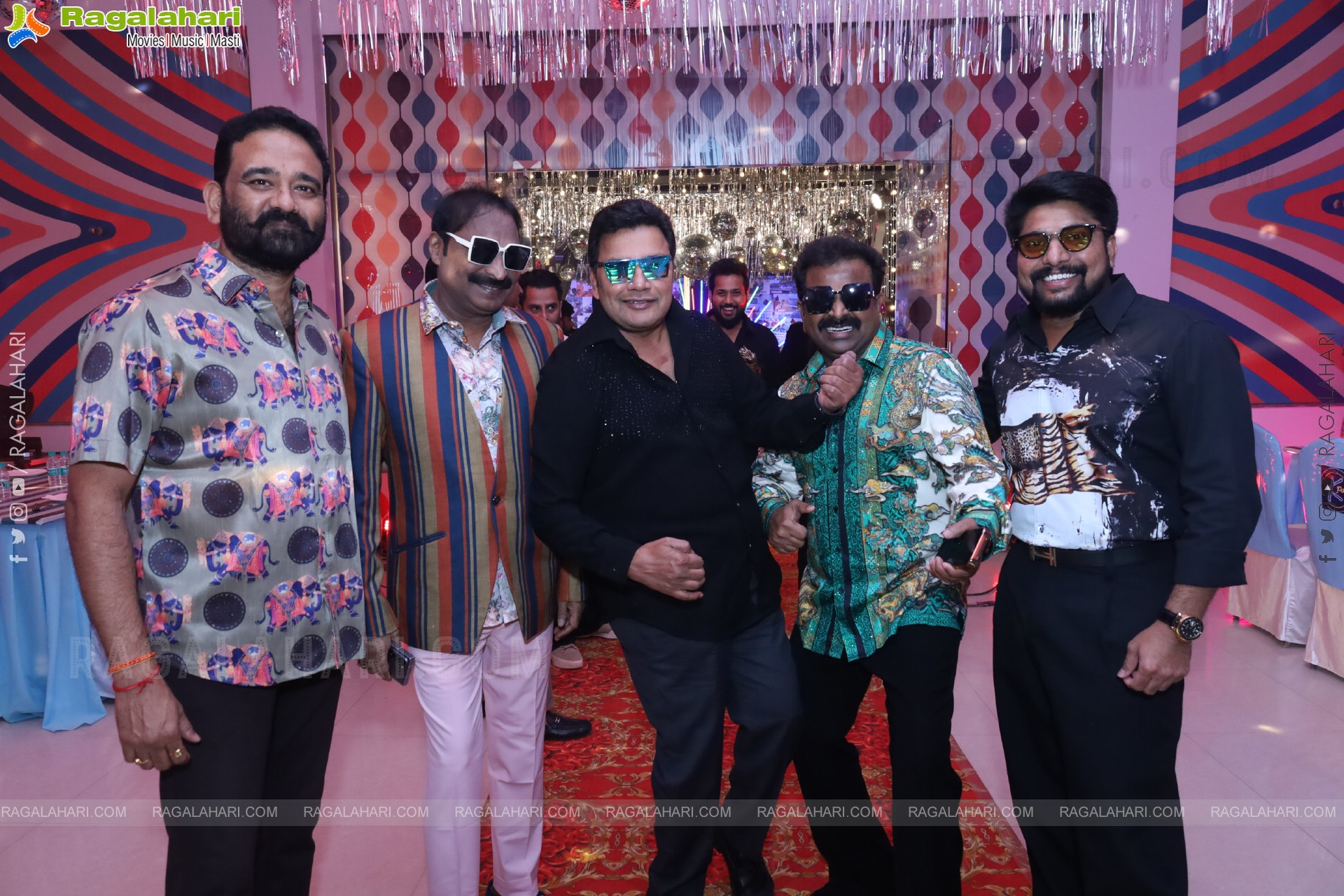 Lion Kiron Hosts a Grand Retro Edition-Themed K Party at Butta Convention