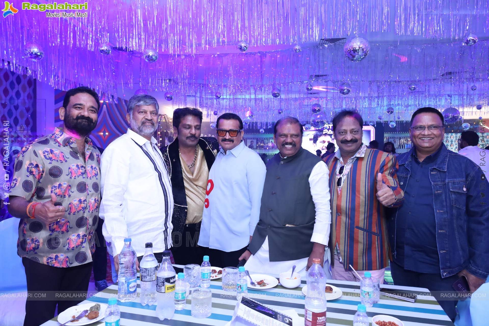 Lion Kiron Hosts a Grand Retro Edition-Themed K Party at Butta Convention