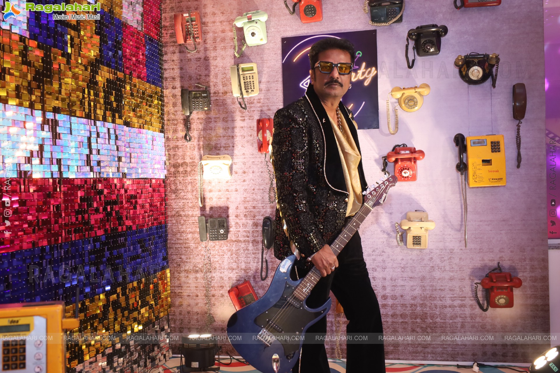 Lion Kiron Hosts a Grand Retro Edition-Themed K Party at Butta Convention