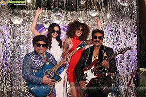 Lion Kiron Hosts a Grand Retro Edition-Themed K Party 