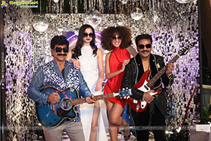 Lion Kiron Hosts a Grand Retro Edition-Themed K Party 