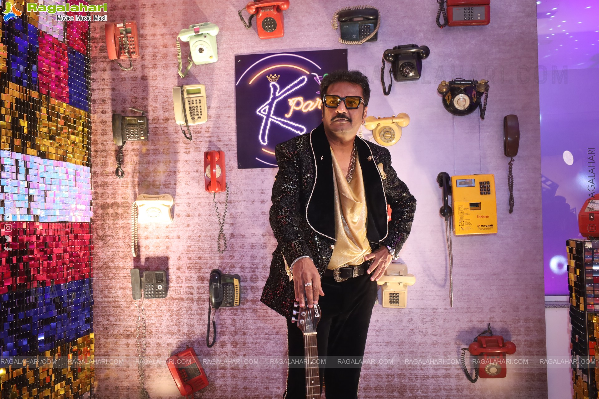 Lion Kiron Hosts a Grand Retro Edition-Themed K Party at Butta Convention