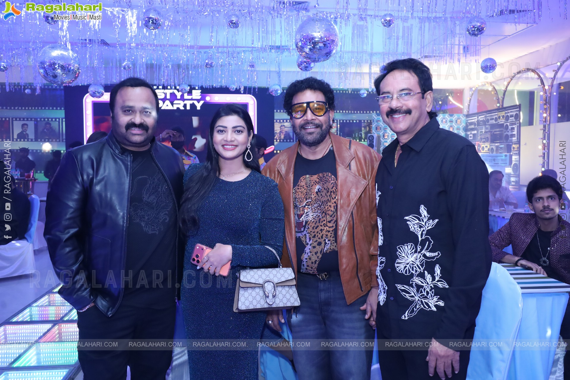 Lion Kiron Hosts a Grand Retro Edition-Themed K Party at Butta Convention