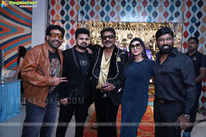 Lion Kiron Hosts a Grand Retro Edition-Themed K Party 