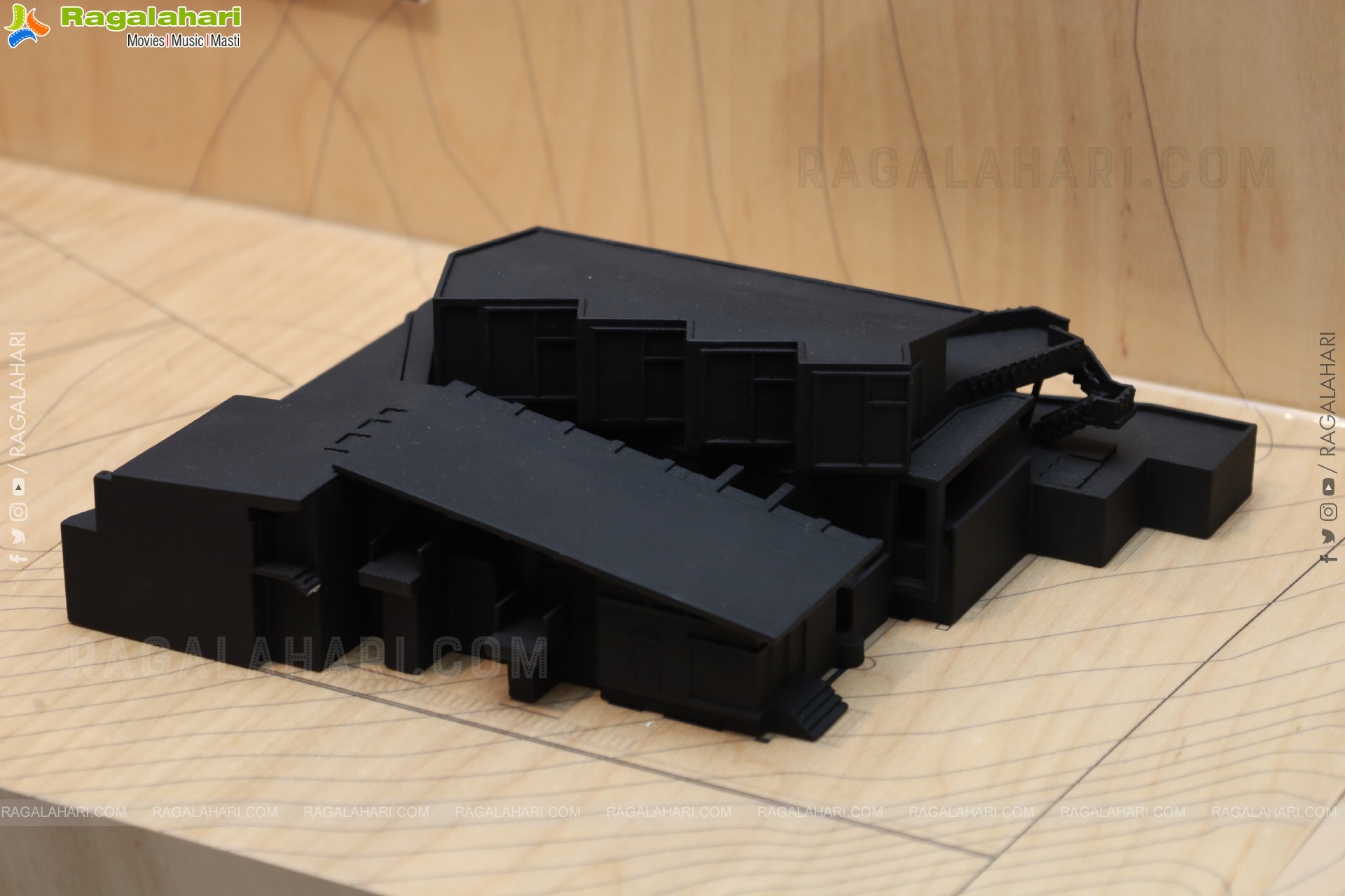 Kadari Art Gallery presents Muse: The Making Room, a Solo Debut Exhibition